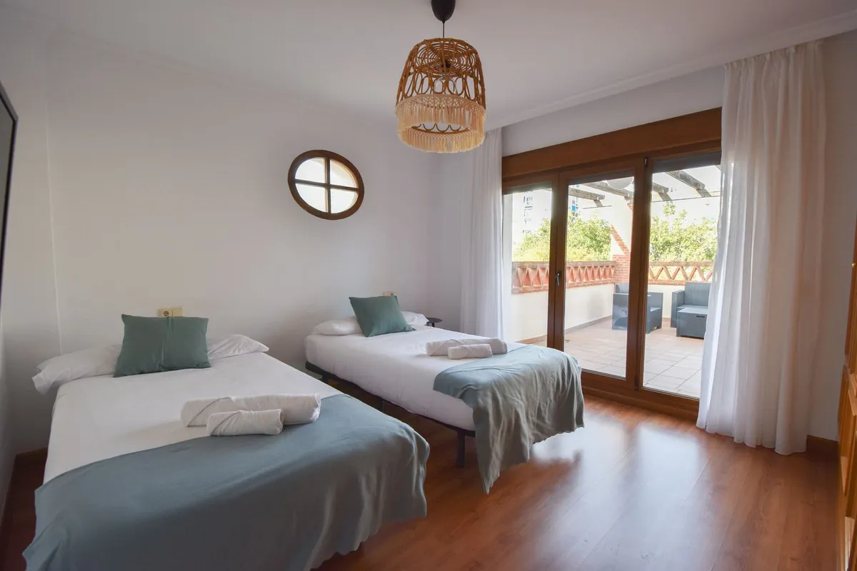 a69d2e2d-9db1-43d8-9b62-d36e495d89bc