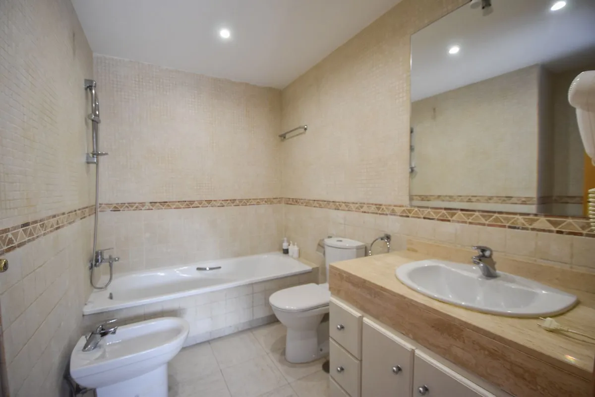 f5aad222-e043-4382-9a10-cd330c909ab8