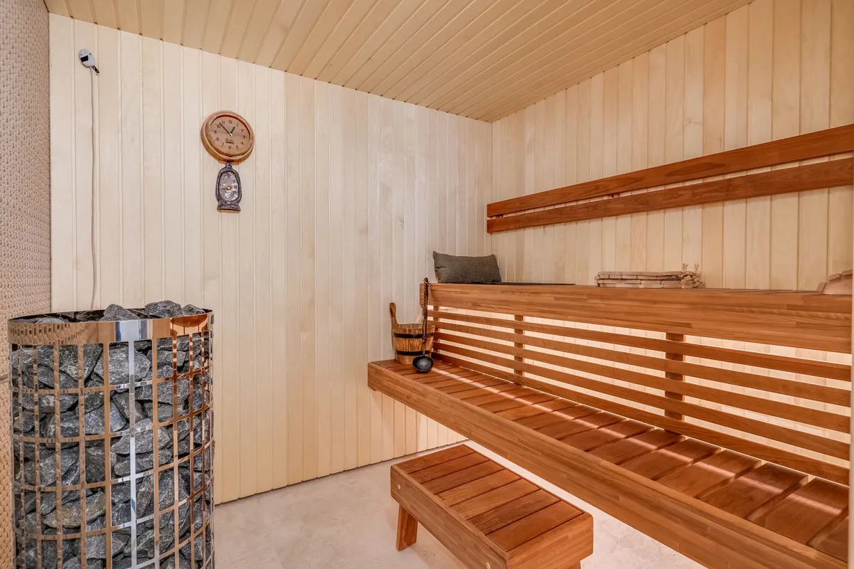 1f0a94c2-7724-4e2e-a648-779dd0722f84