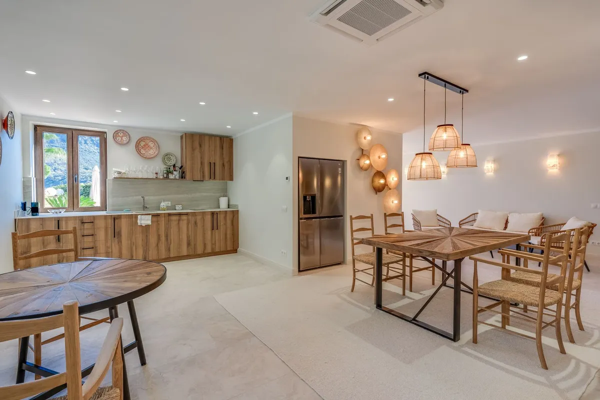 4e7d065a-166a-4e8a-a769-4da2937870d2