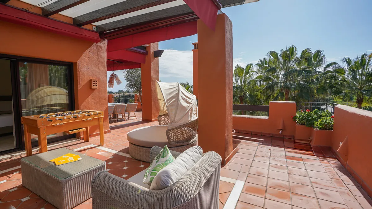 65ddafc6-24cc-4bb7-85d2-ffd70b733ccd