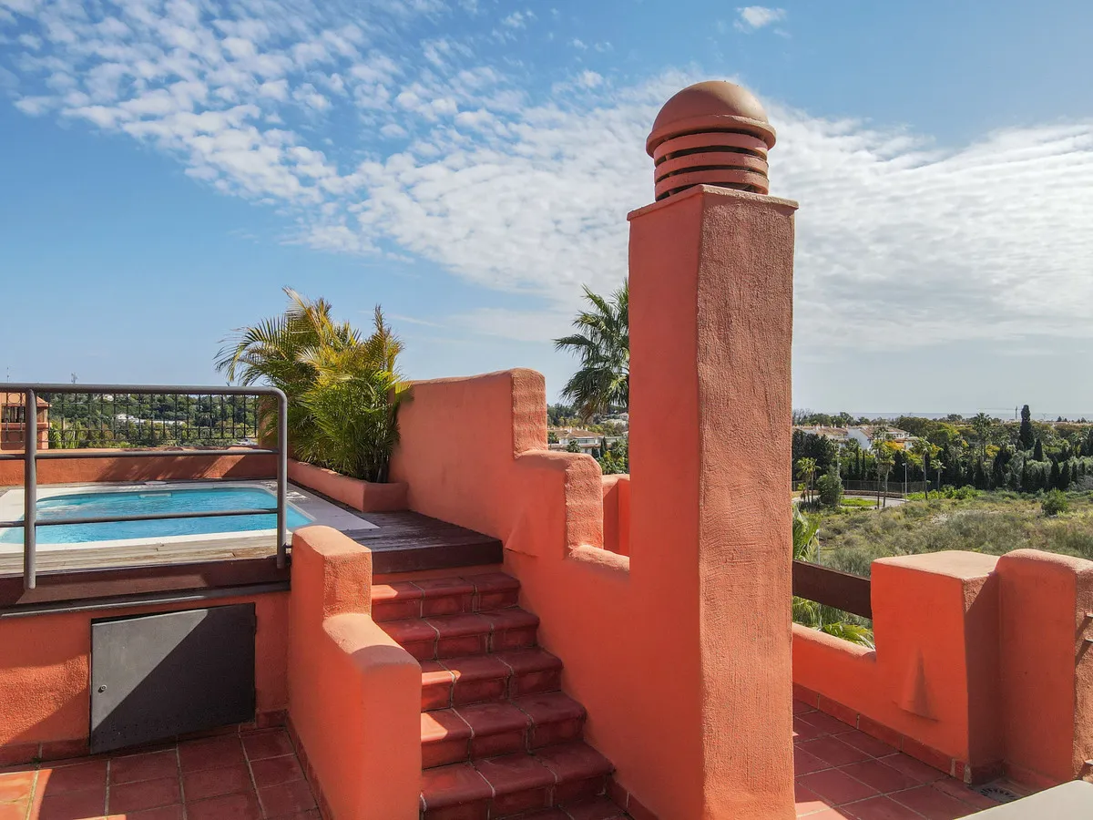 b9239615-b72c-4a54-9a68-776c69954f62