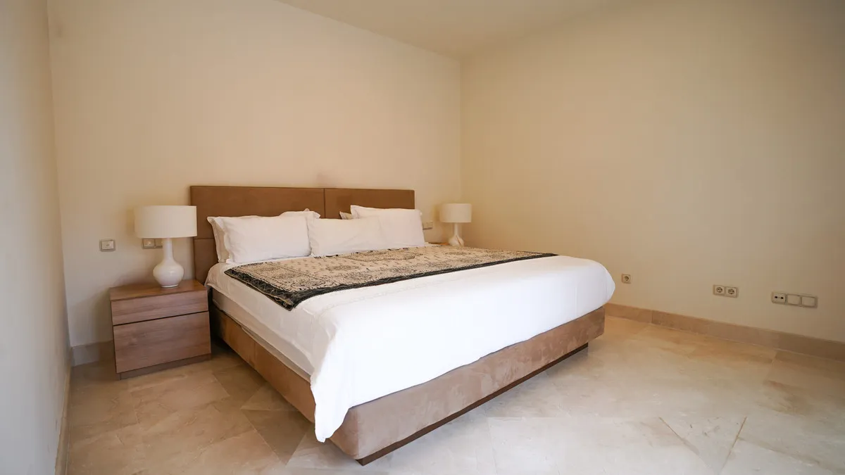 cb93285c-52c4-4dd5-8db5-618811487eab