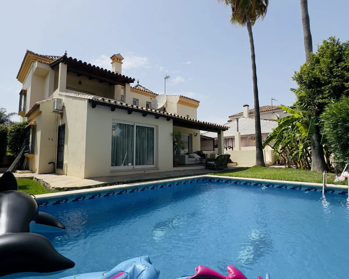 0c7f96ad-9614-44da-9732-6fa464c403c4