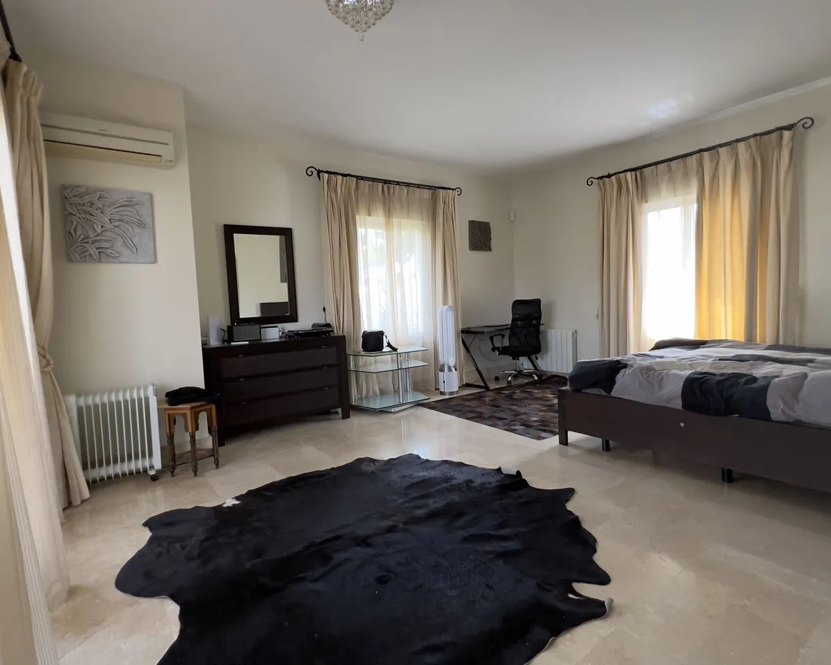 4a1f4817-f53f-438f-b47d-9840af225df7