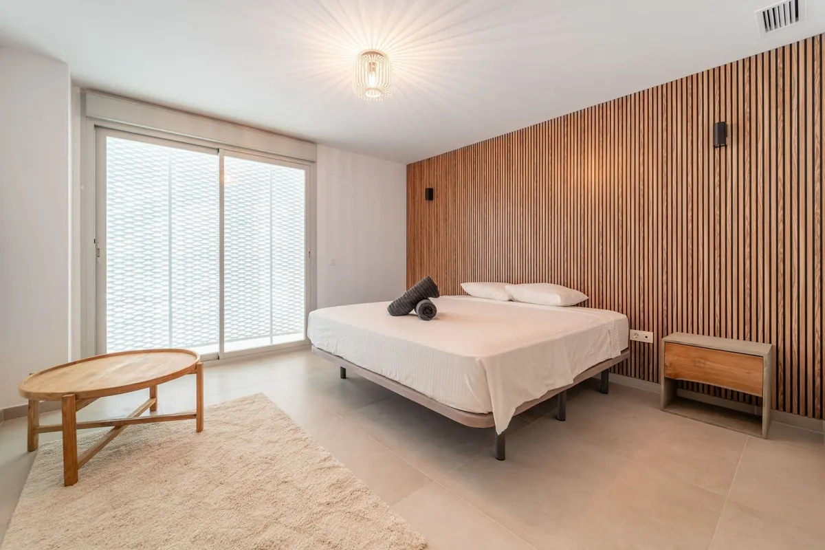 2946ee8c-bd82-478a-abe4-b575f8127a86