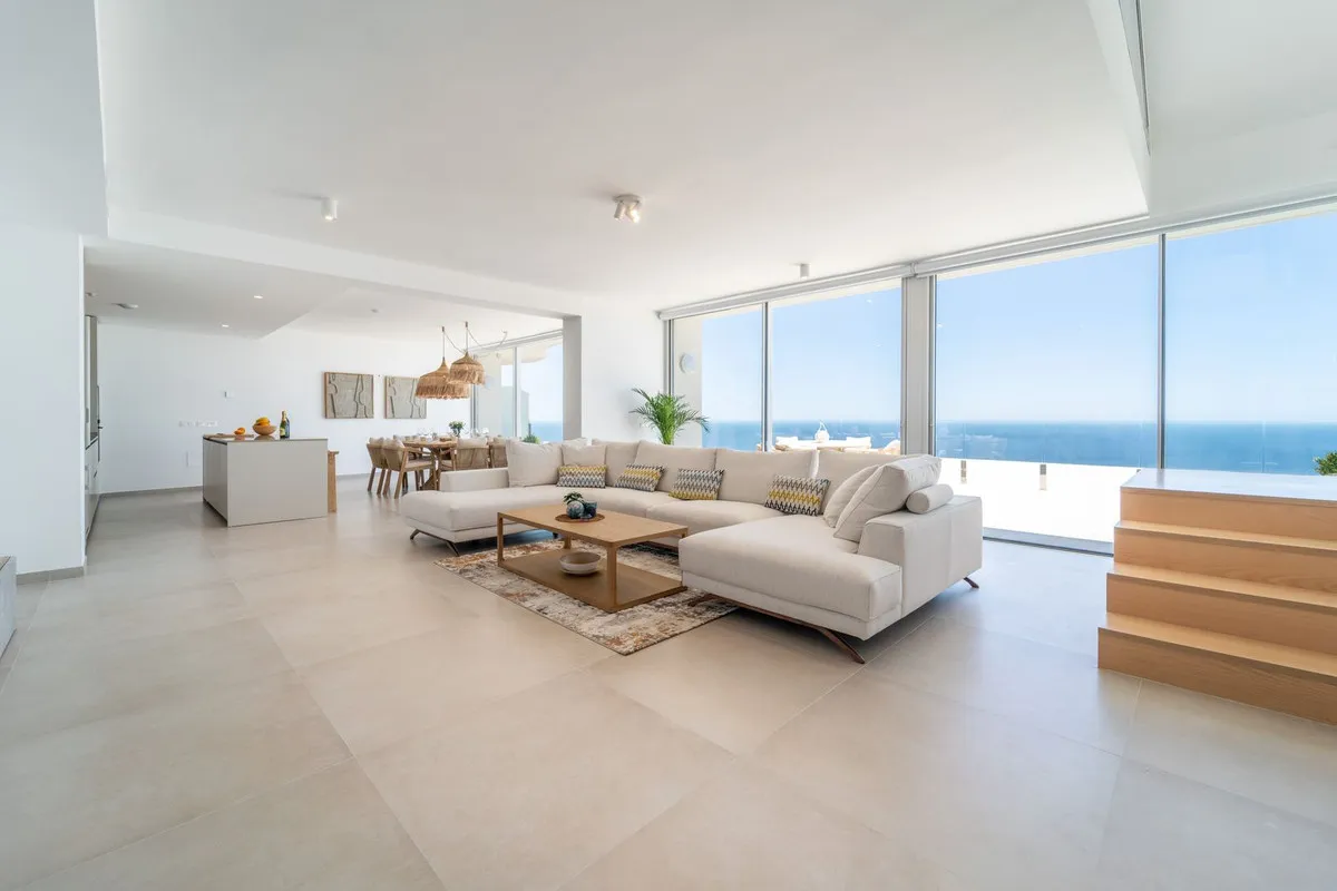 9c3b2a3b-39cf-4023-9318-90d2d5c483f2