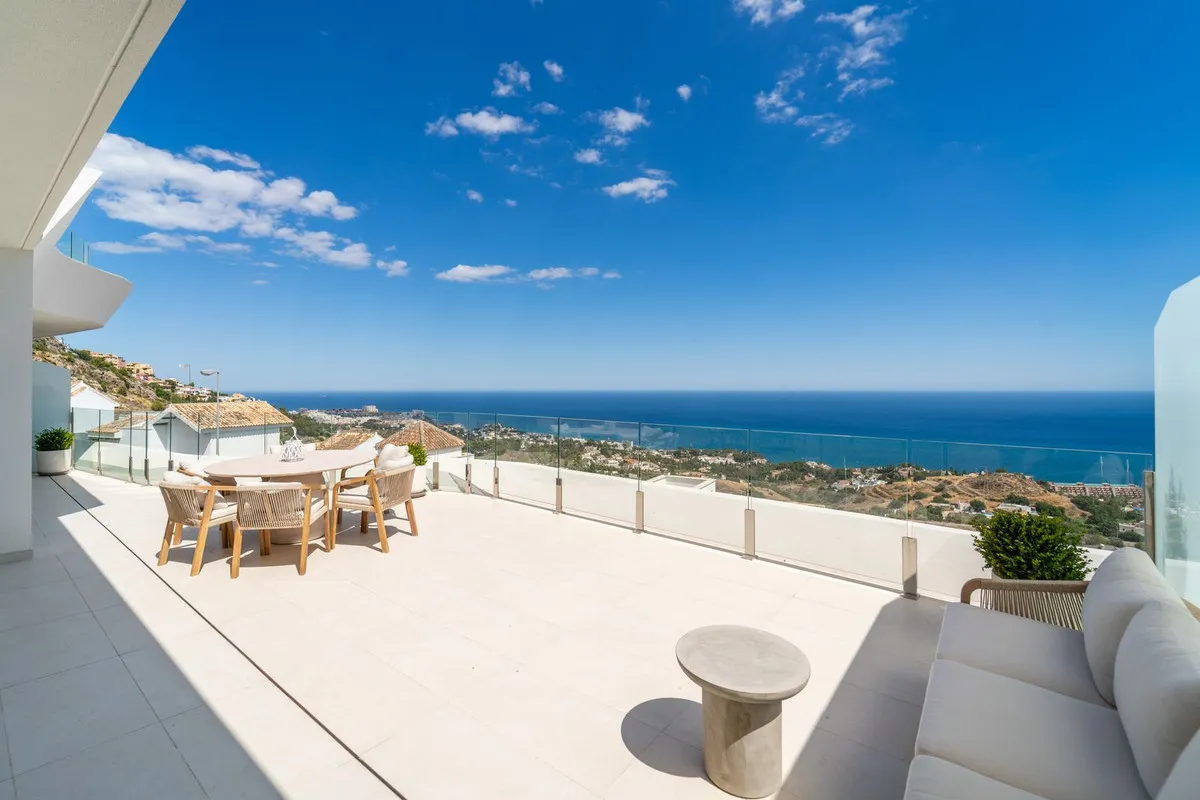 cacf4339-254c-437d-962e-83597b961b25