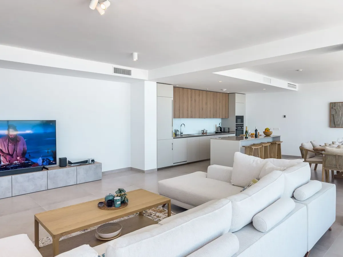 ce985004-8ee8-4be3-9029-bac33fad4ca9