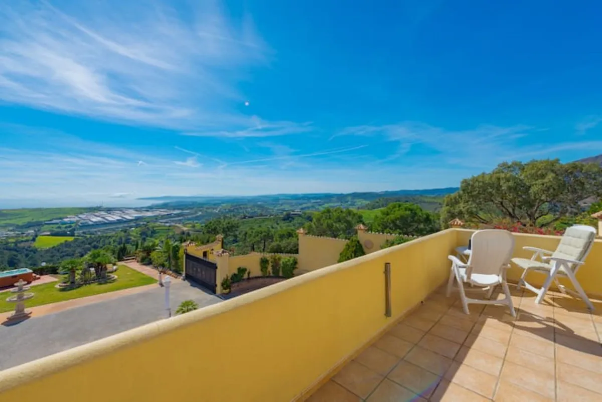 87119965-f76b-4d7e-a631-479cf98b9852