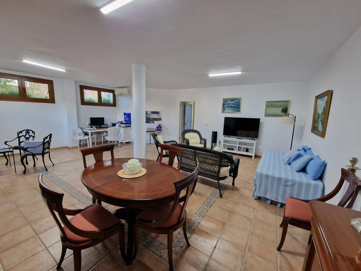 0aa524bb-b66d-4300-9e4f-ff4410310f83