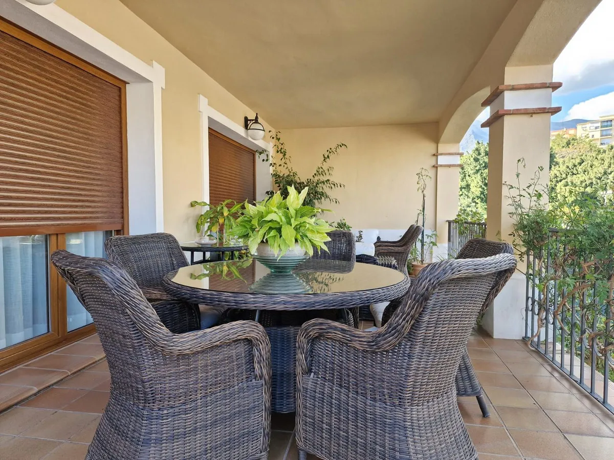 62069f51-f851-4bb7-bffb-4d797b8caaf6