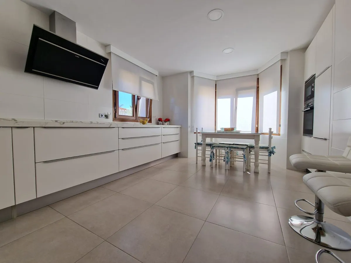 ecd10272-9c1a-4015-a53a-429a23174c4f