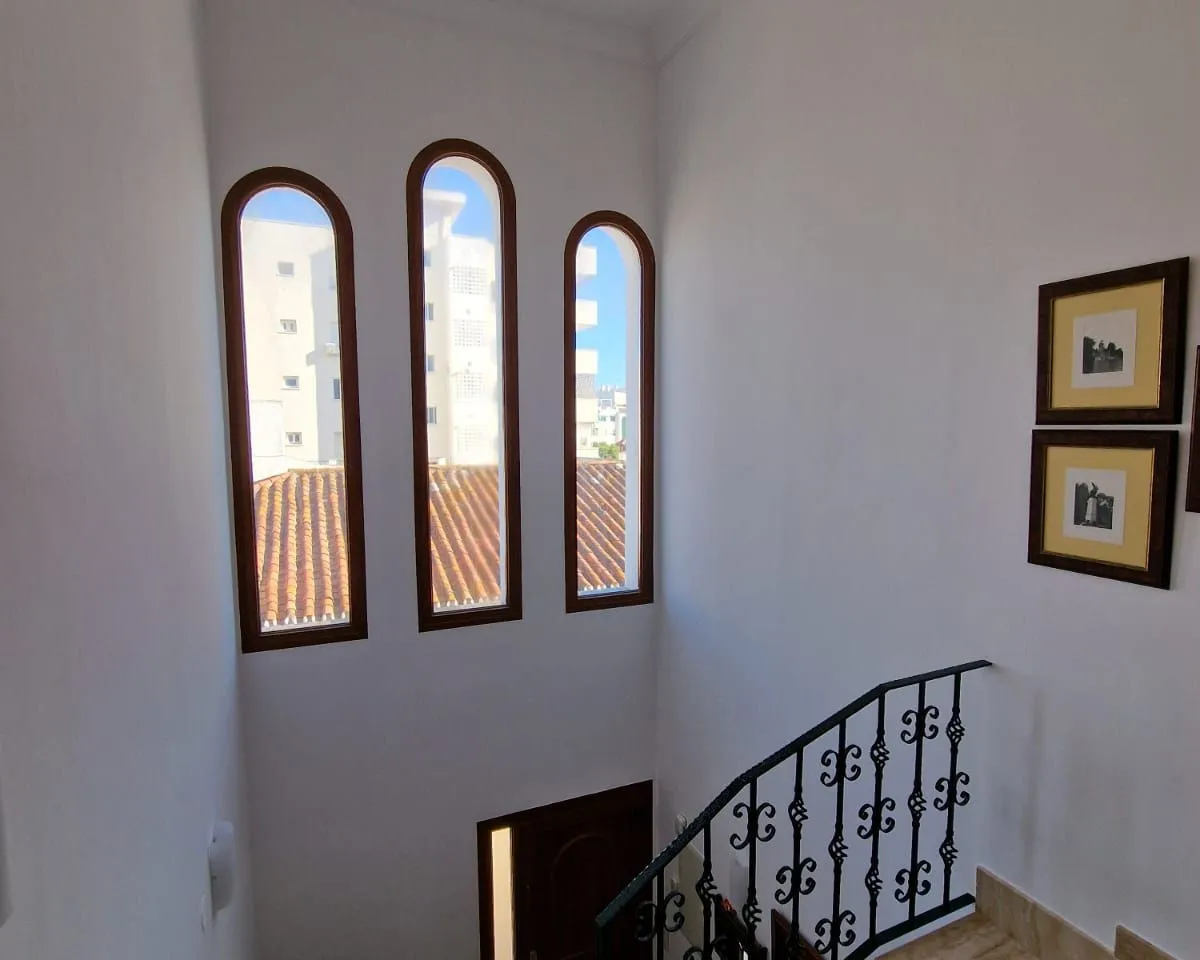 fda091ca-b335-4a28-bb6e-8b5f786a9fef