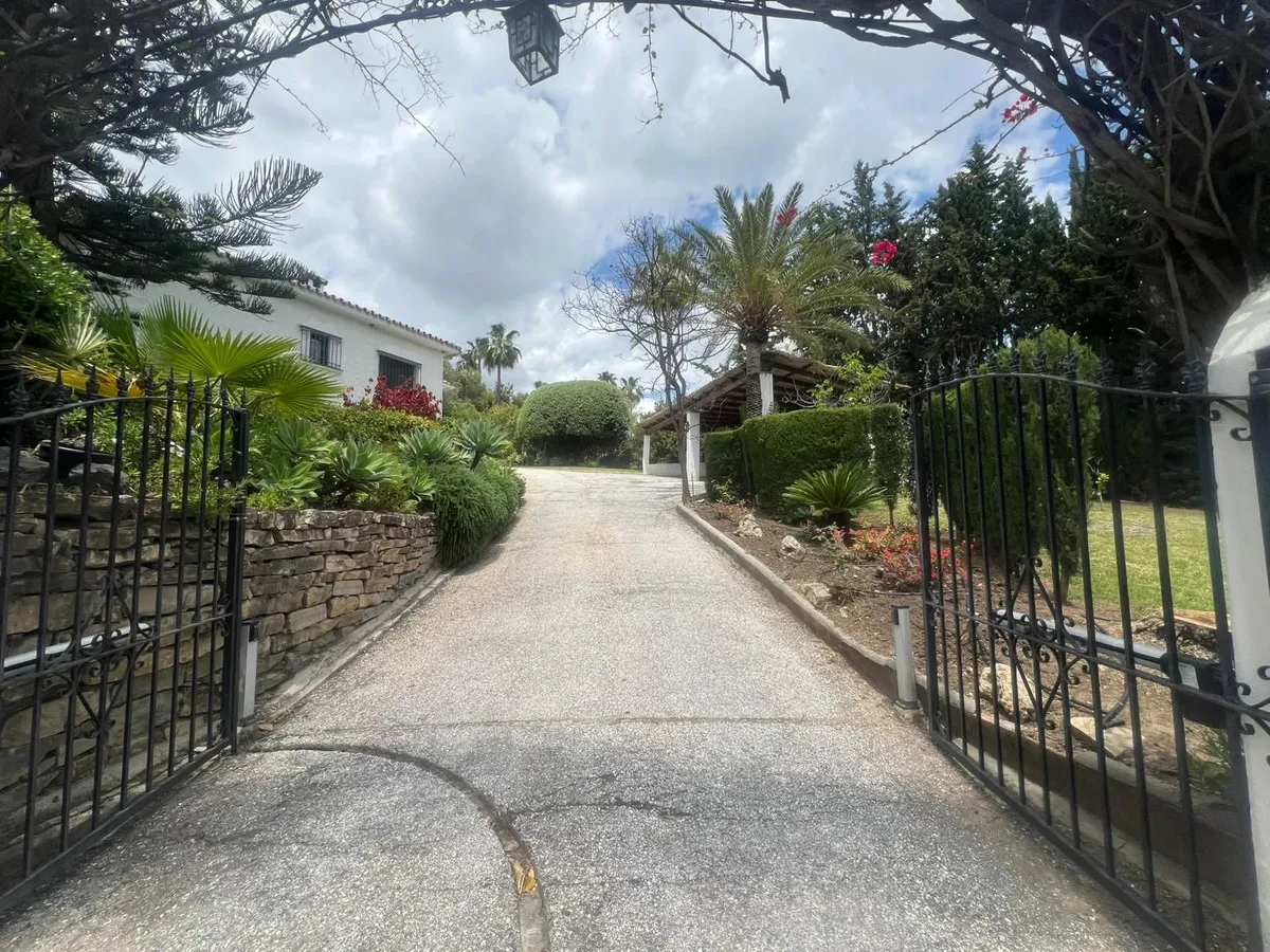 1f3df3f9-92ec-4196-8de3-90e335532894