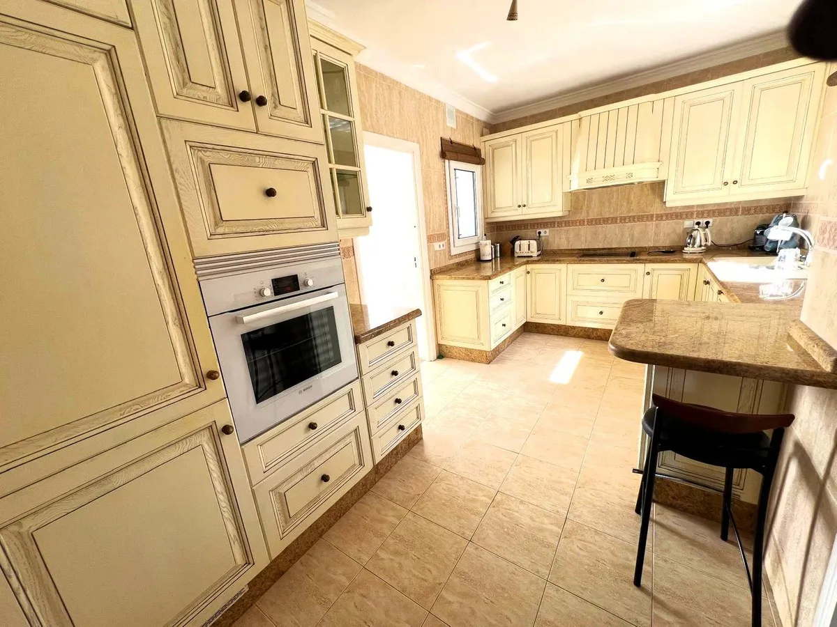 2d6c54a5-fcdb-4c34-9a0c-7e79117a346e