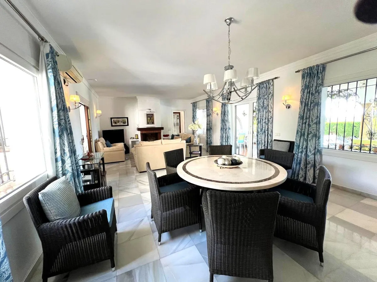 386a74fe-99ea-47c1-b8e7-38d3222fe0c0