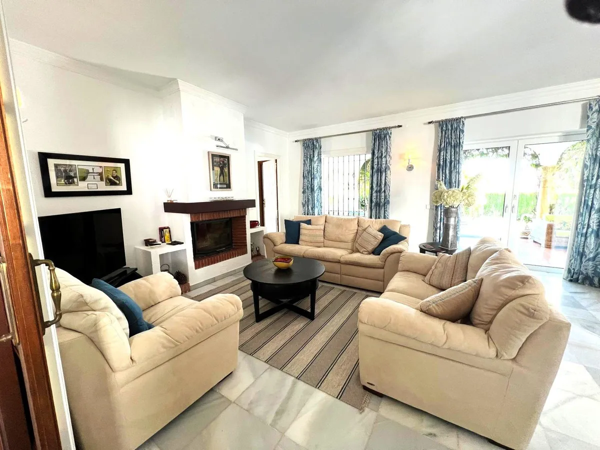 9d75fb36-572c-4709-bae3-80625f67c529