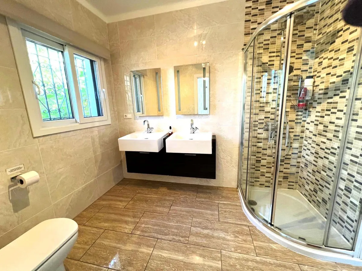 ceebee96-f867-4038-98b1-19000f59020f