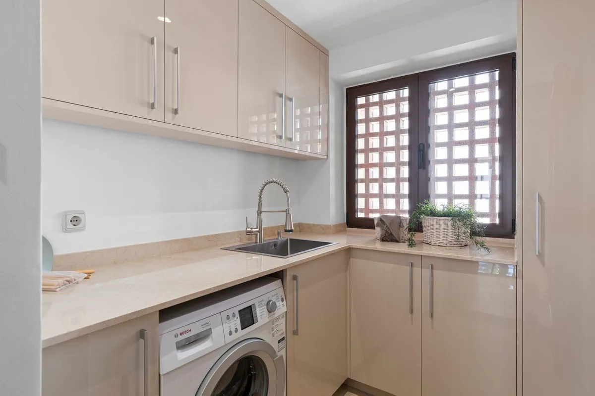 161774b5-bc1b-427b-a960-dd1173941682