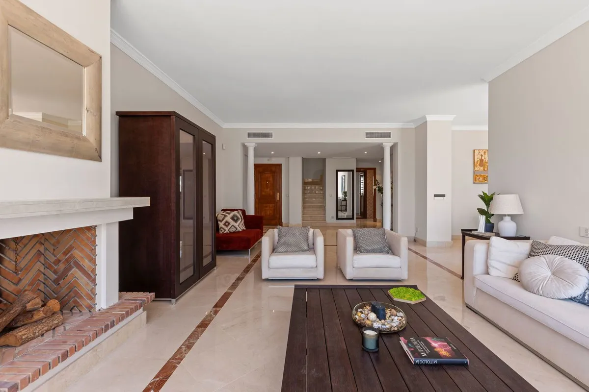 53654655-4edc-4f3d-aad5-12994ca68dd5