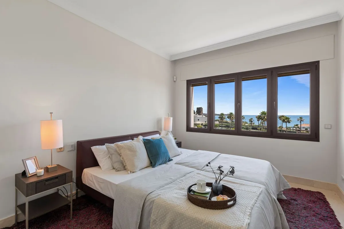 db956670-b6d4-4a2c-8db6-cbd38a5fa890