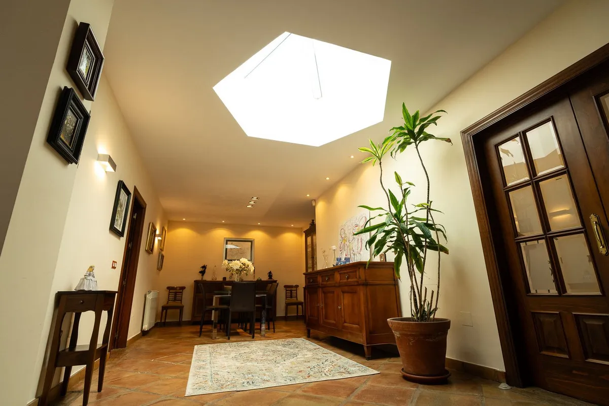 1e660c93-ba93-4b3d-8f07-bb8606fbe867