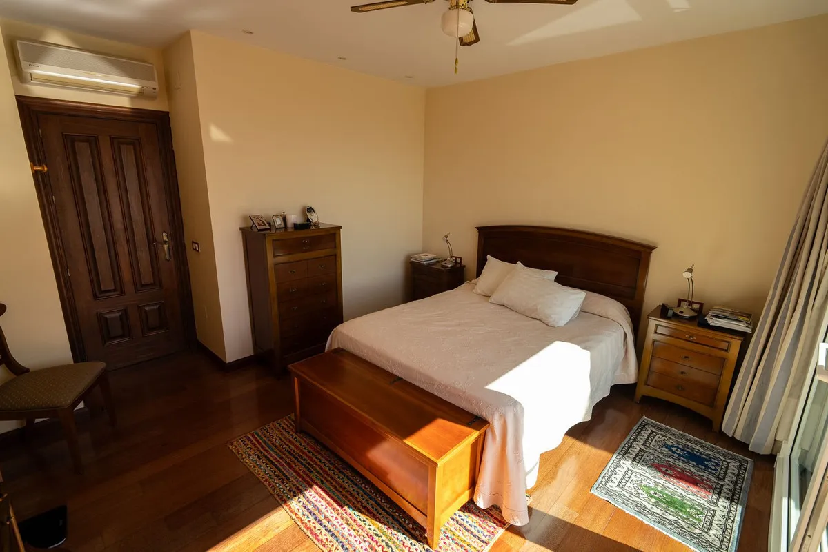 f891c056-6c9e-424a-89de-4b3459f4e347