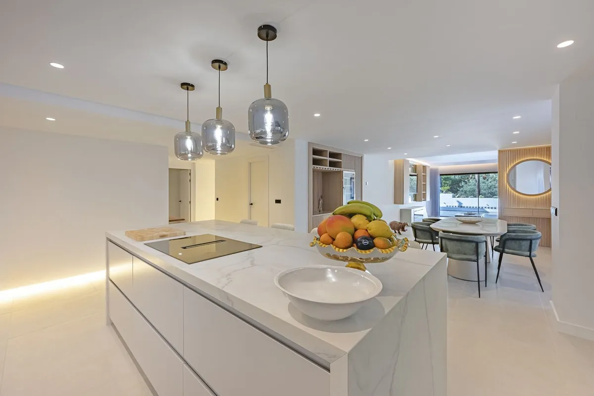 393d8135-3c6c-4f1d-b7ff-8cbd910af520