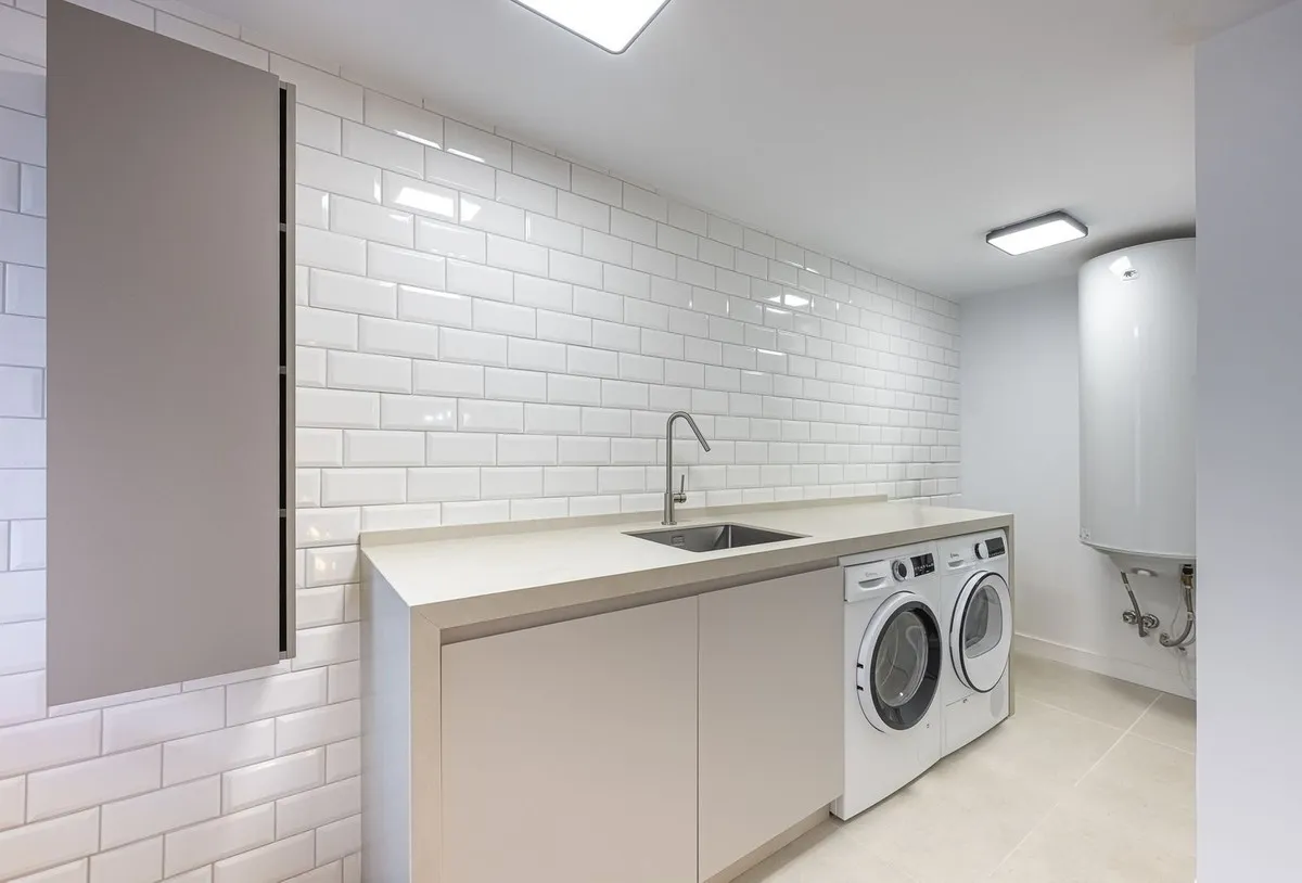 55f8a774-7a31-4627-acf7-cb31949e32d6