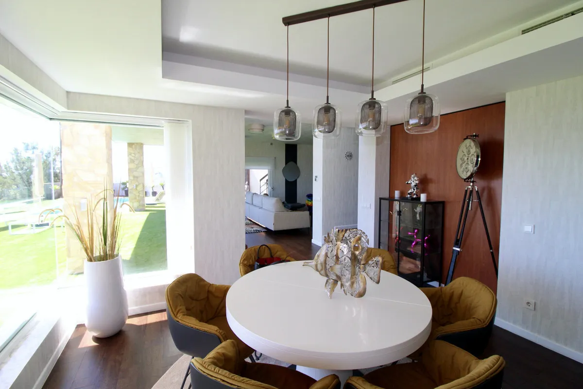 91c09c00-5927-4328-b96a-daf9b030026f