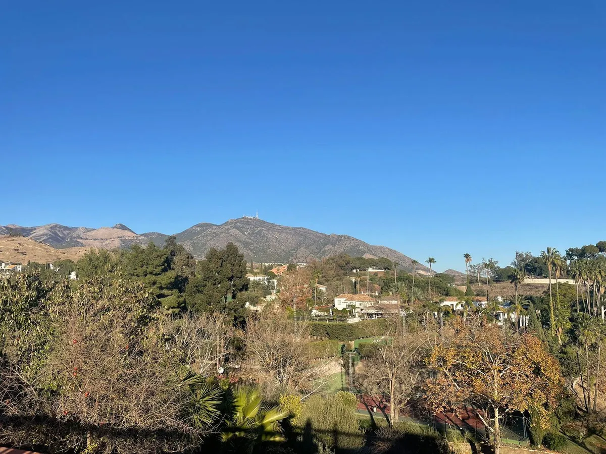 1dd9df37-9e1b-4c5a-8c9d-cabeb073849b