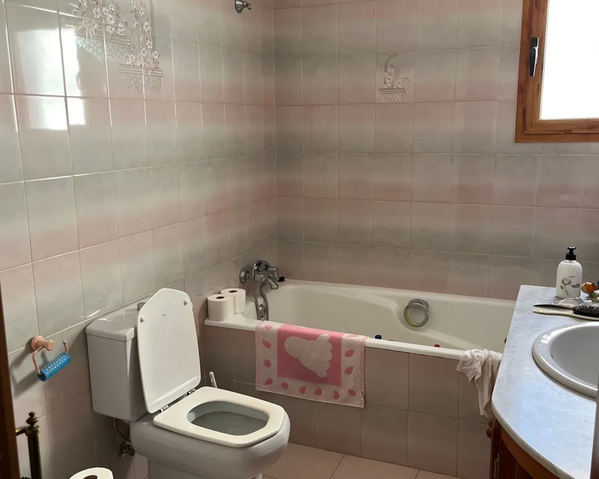 a86f053d-8357-4fb7-8b2d-aa91e7ff30ba