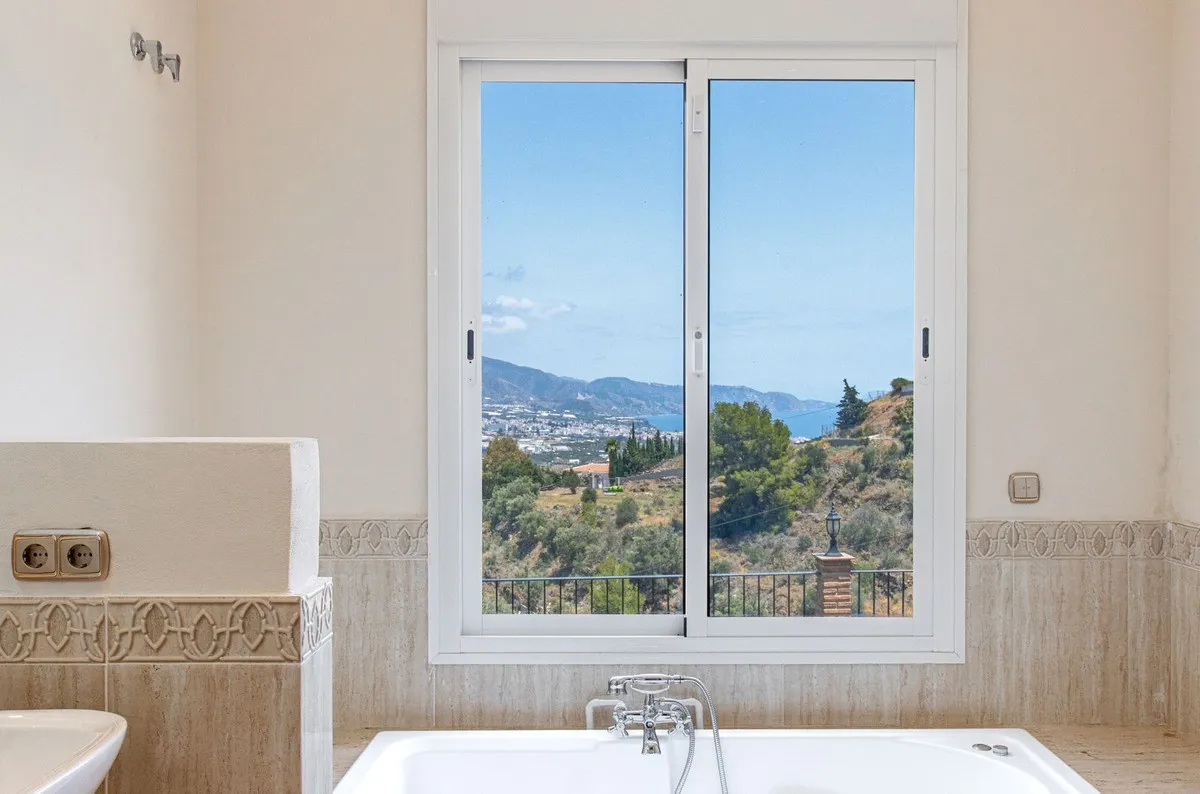 022404c8-e0c4-480a-b789-d6c296194ac8