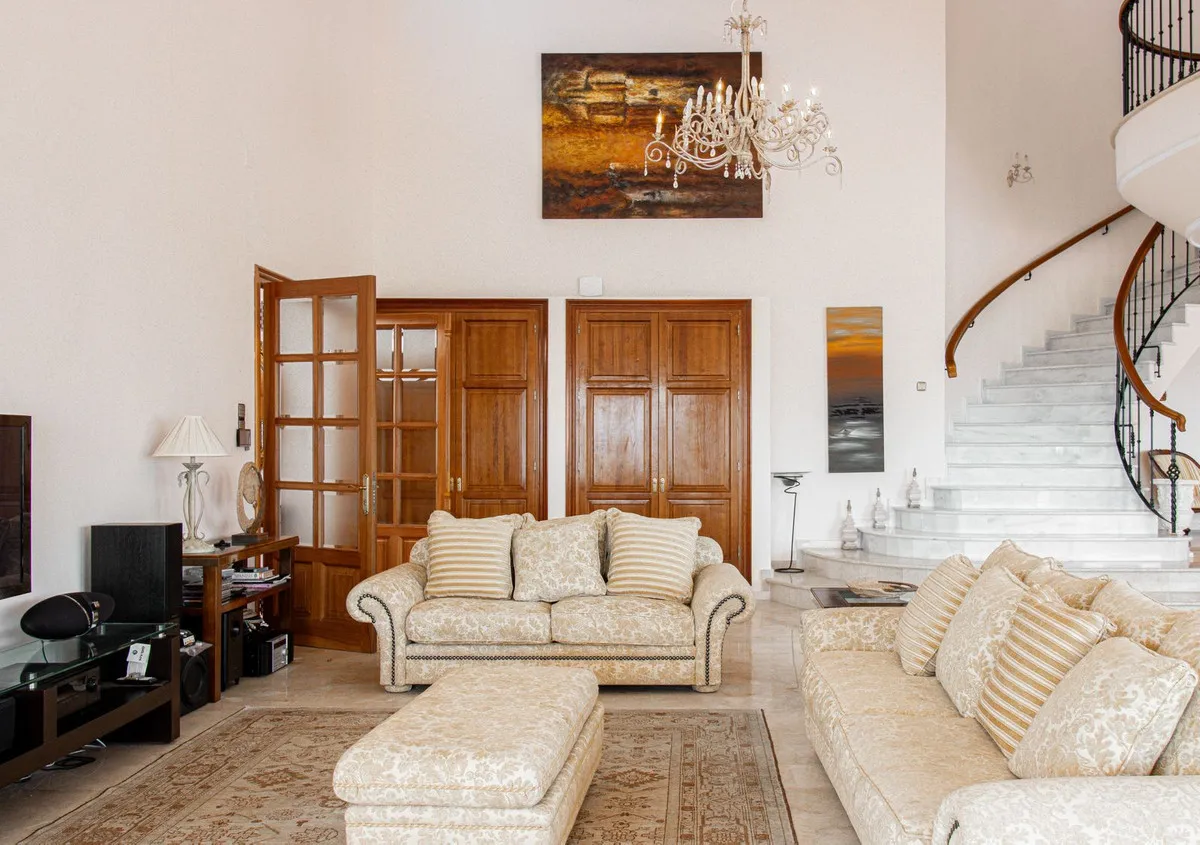 1d0ce18f-c728-4a5f-9b1c-cec4d81505fa