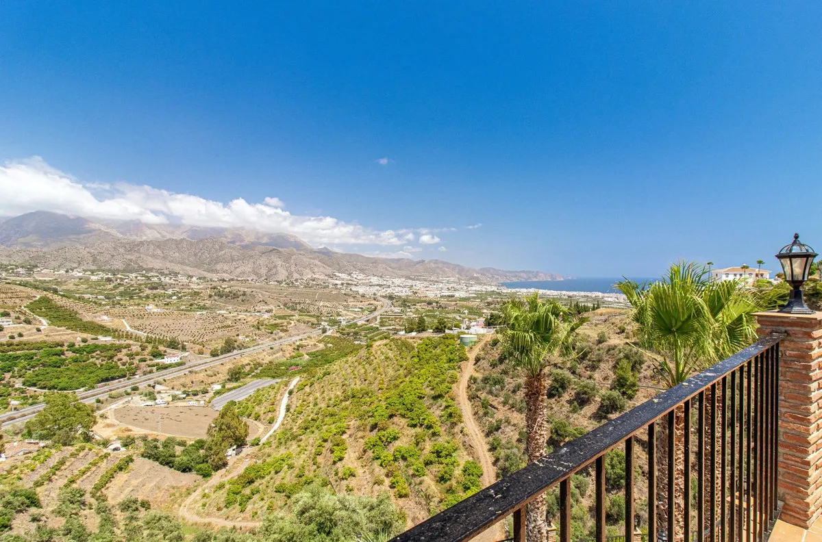 4cef7b16-87a7-4d6c-a72c-b6061125366b