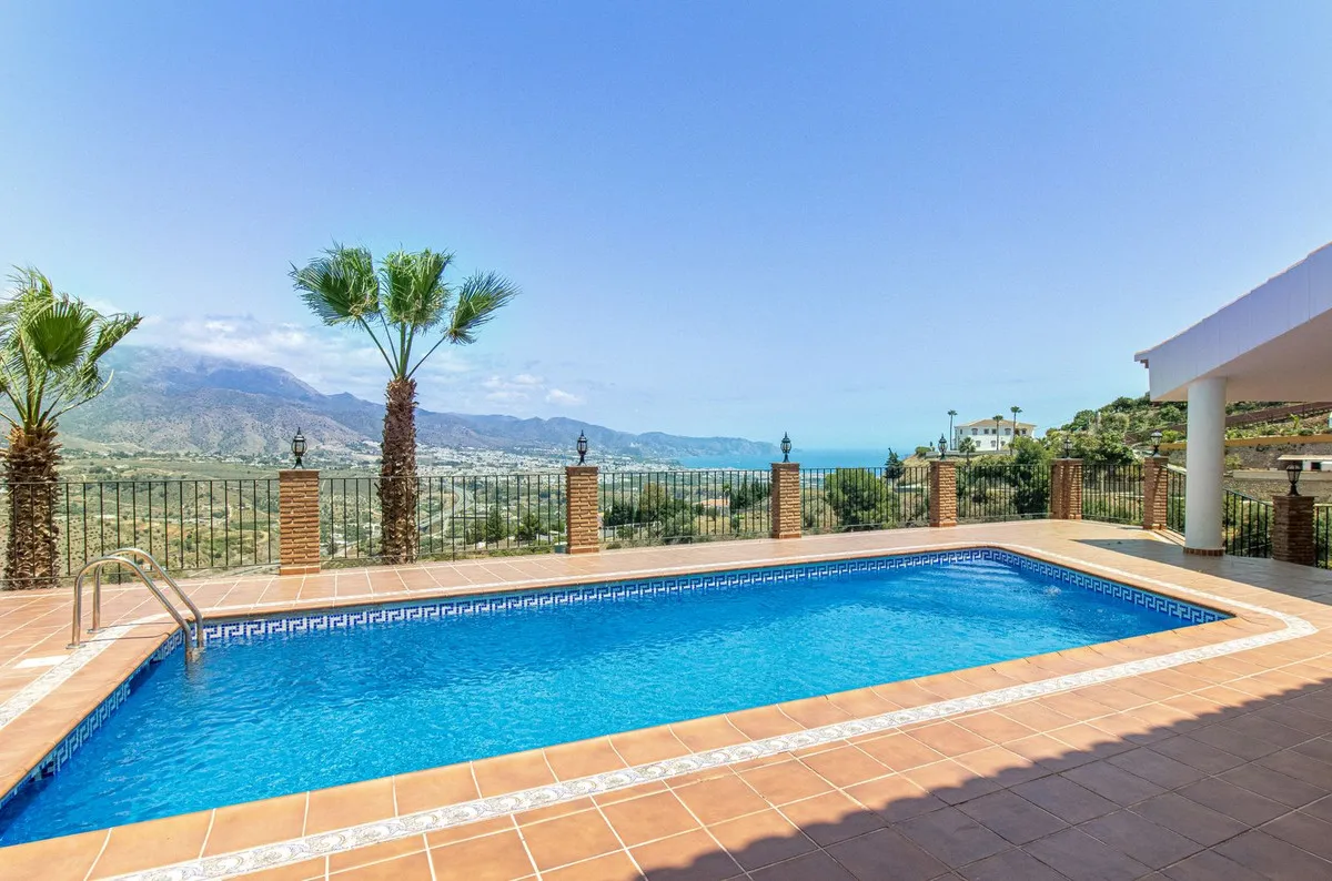 5d12b461-527a-4ed0-88b4-e1600eb2dc23