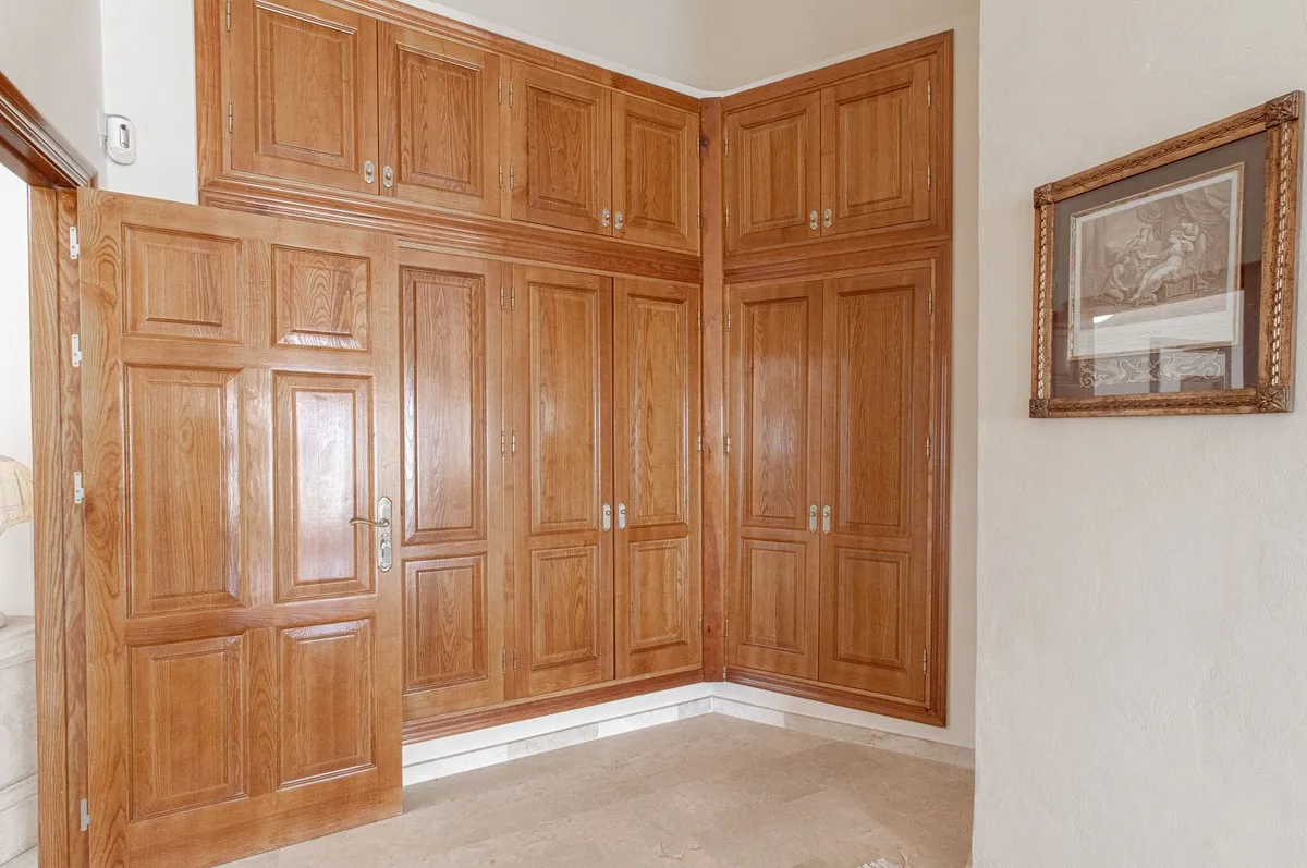 60844933-6023-49a2-a21c-760f991e6a6d