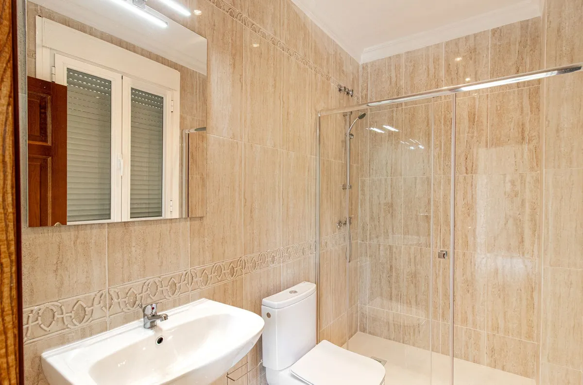 974f6008-30d0-4b3c-a640-78f418b02e4f