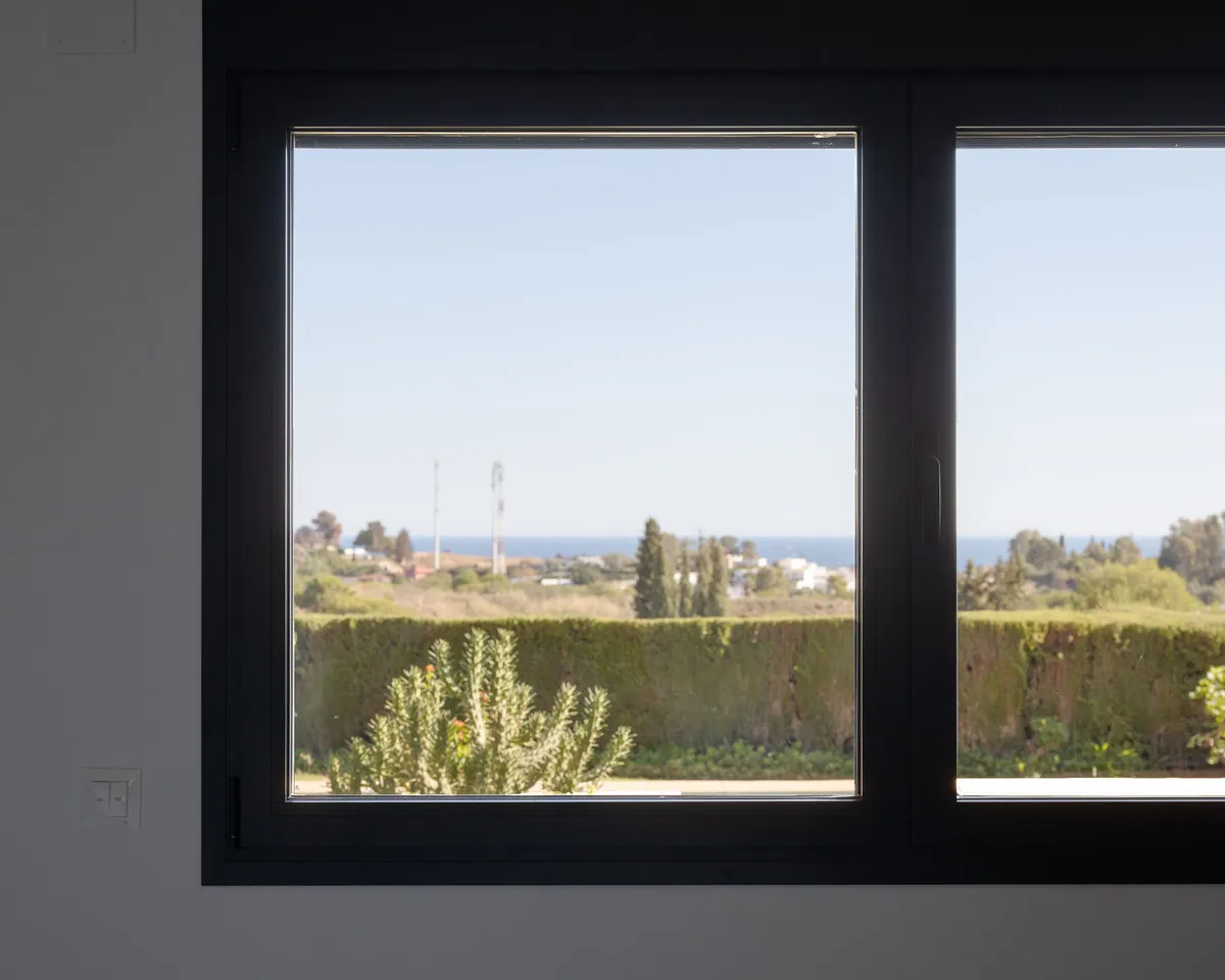 ce800f28-dbeb-478d-92c6-8ab255075c3a