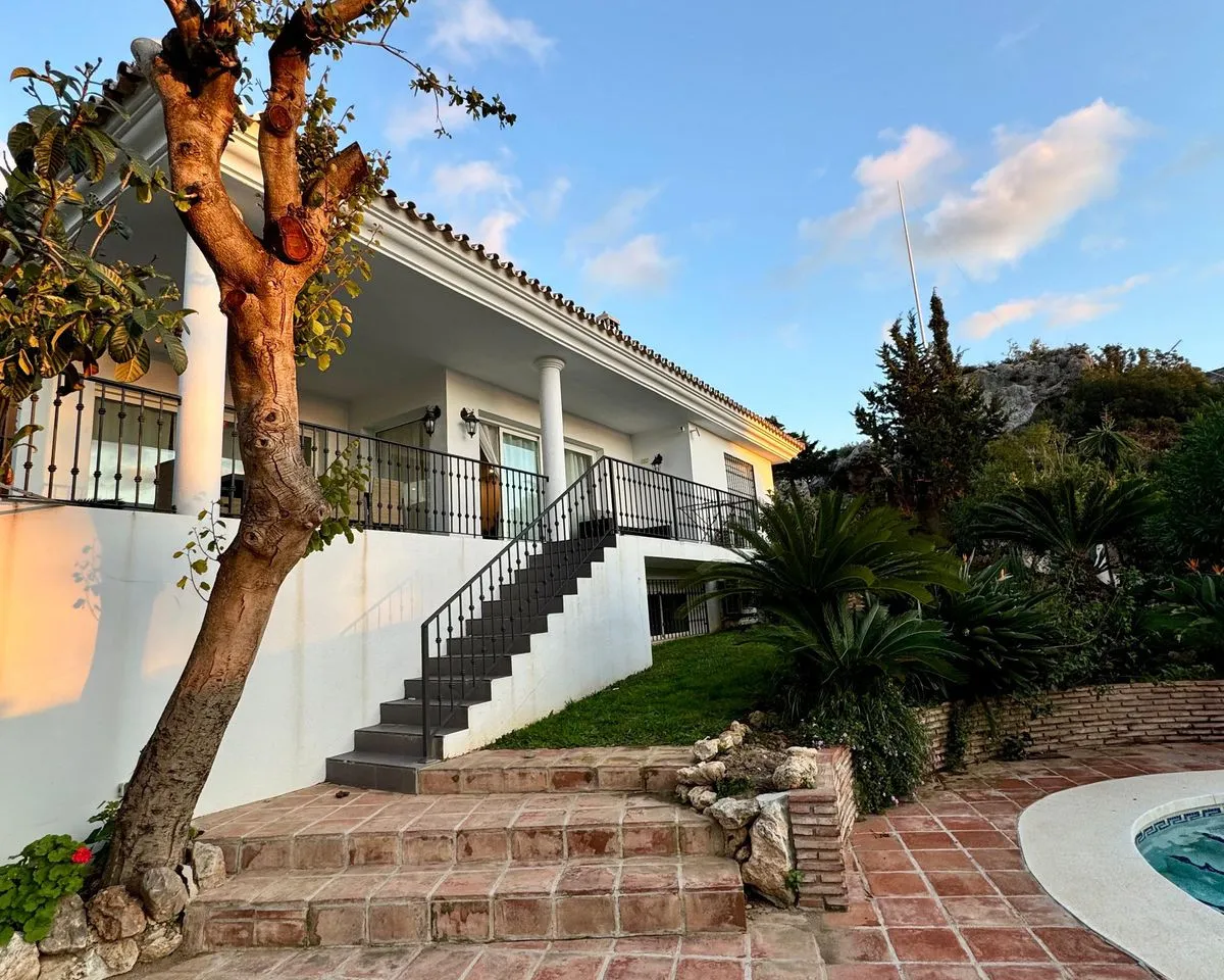 31696d1c-1b38-47a2-8e6e-dc1dfe32311a