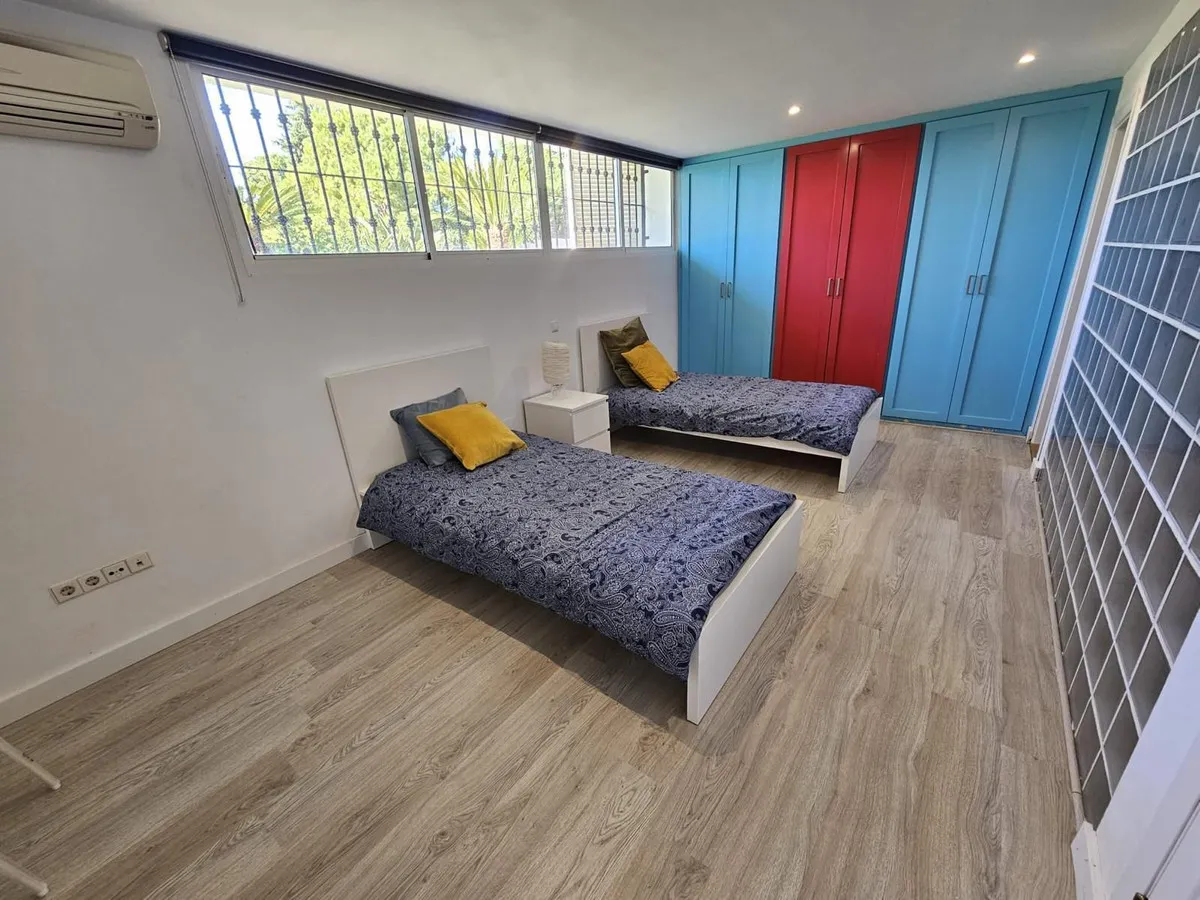 5967ada1-0ee1-4b61-9045-a8a00b276d9c