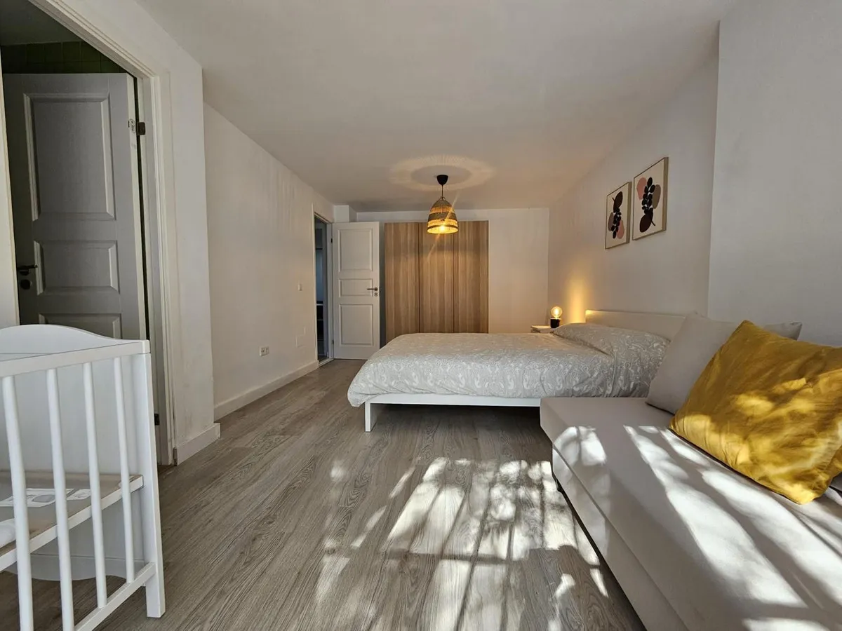 a79b61fb-6b59-4330-b5e7-0c835d84f59a