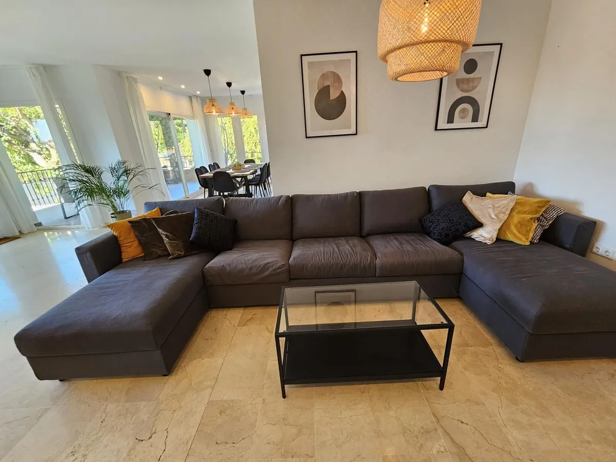 ad81eca5-1ee5-4897-8698-7d3f053b9ac3