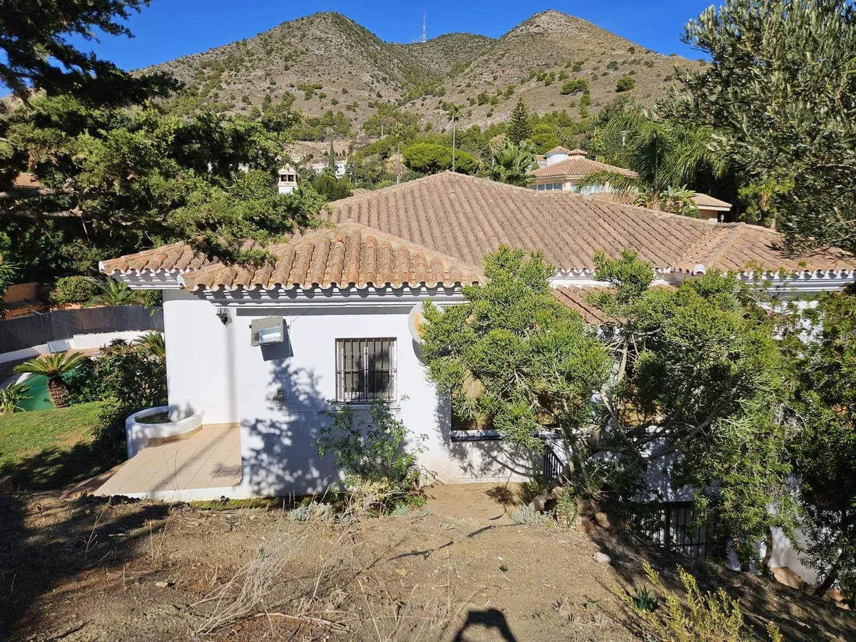 cb987101-2df5-43a0-a8c1-530f0c85a91f