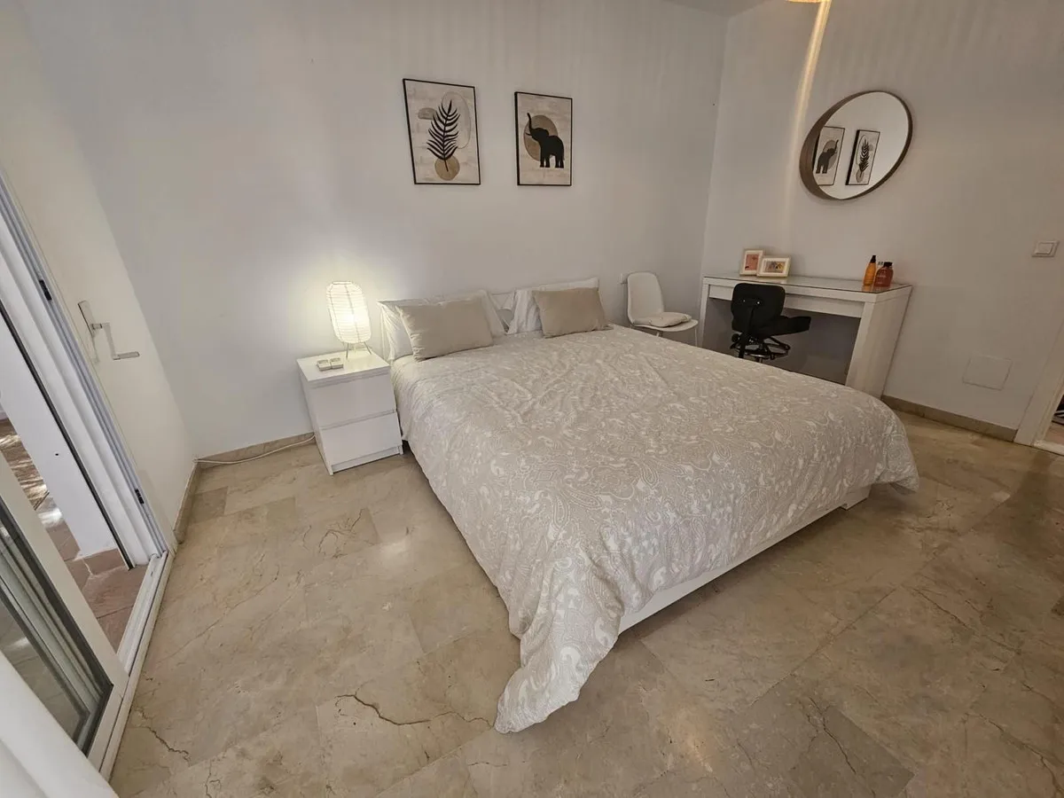 e0964118-bb7b-408f-8431-fea621277e16