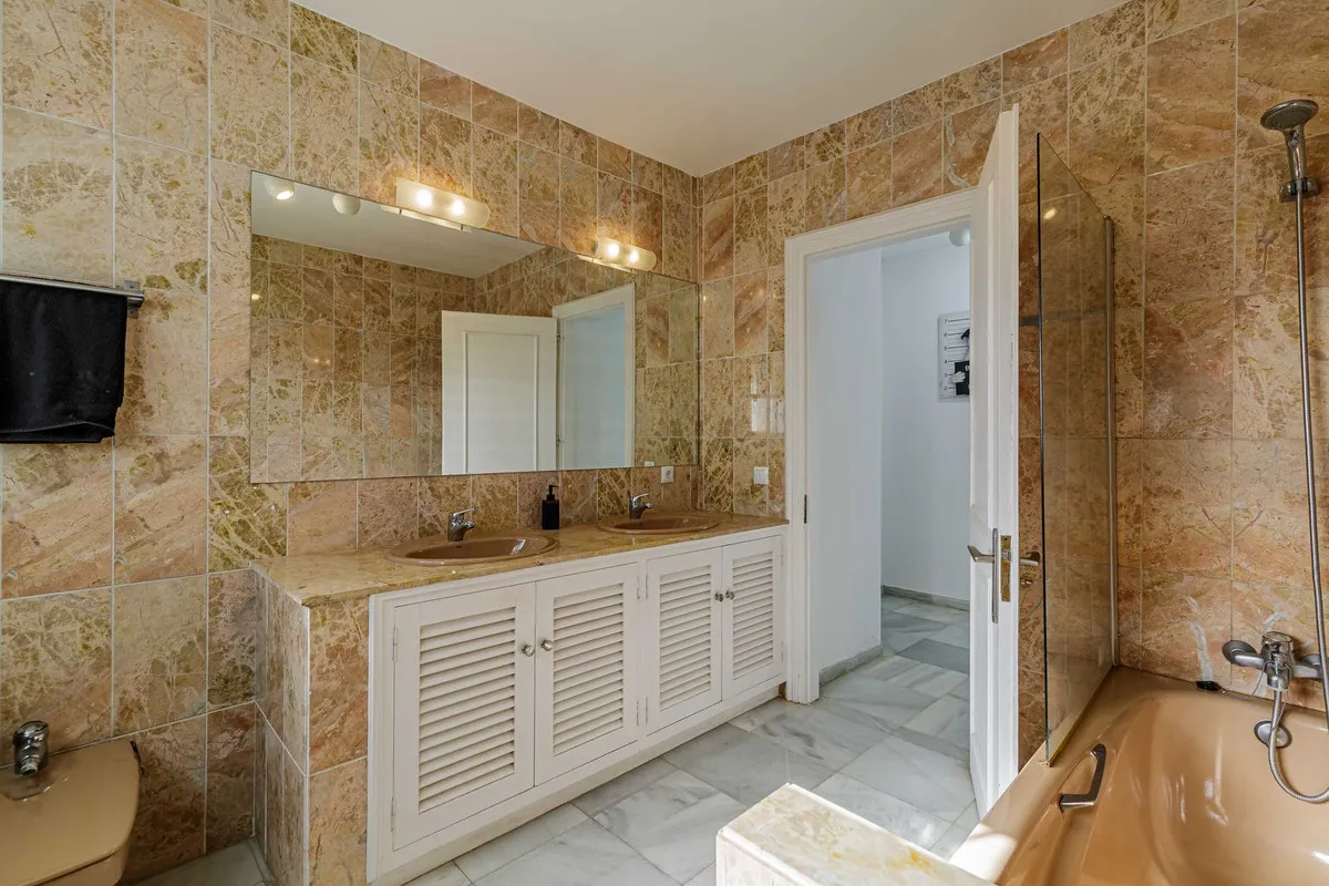 514bba06-bb71-49c2-8b62-f13065a02e37