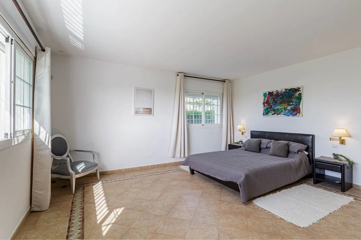 58ef210b-6d96-4543-ae47-2fb3963e39e7