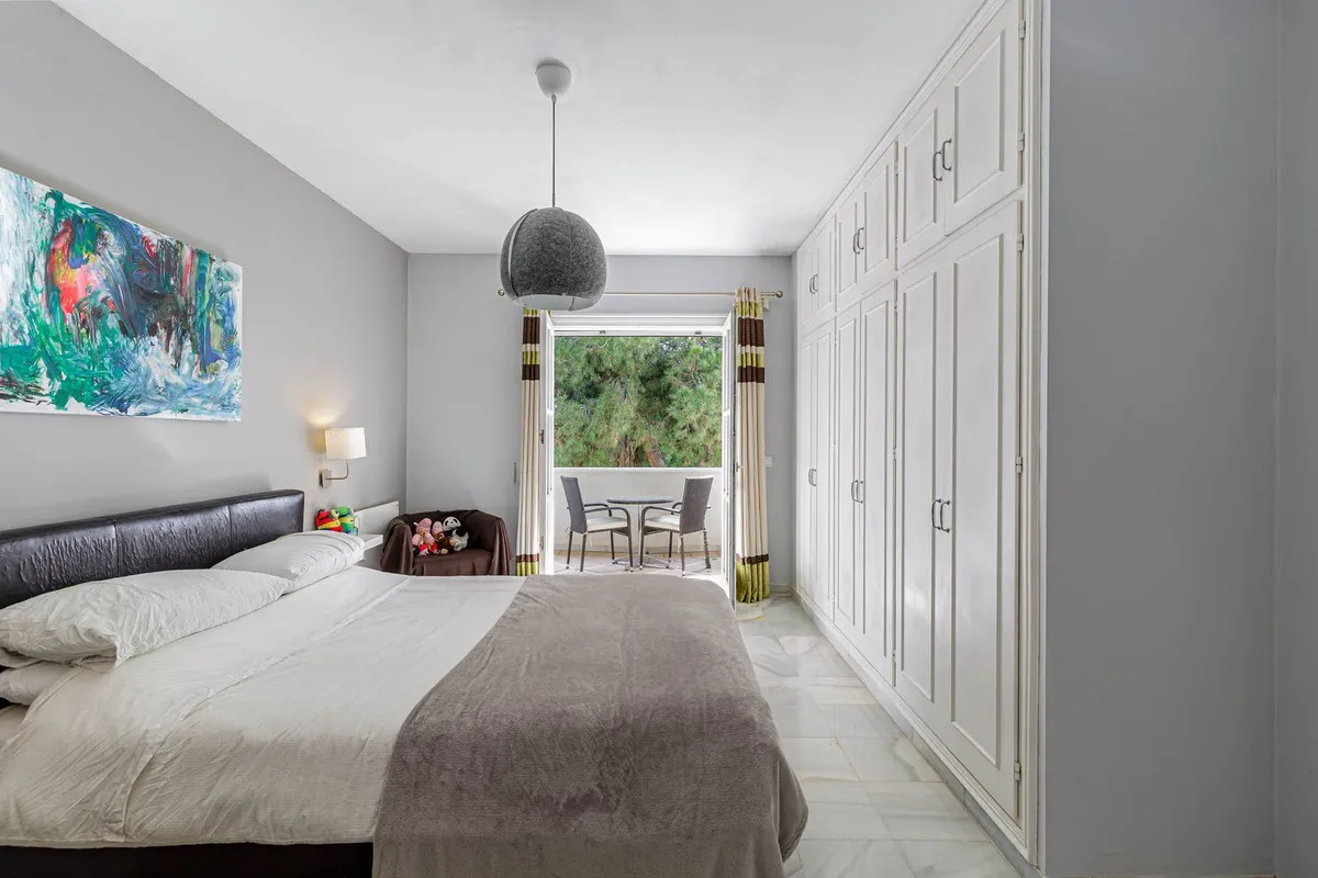 aed33a74-2584-4469-b5e8-e3472c154e3f