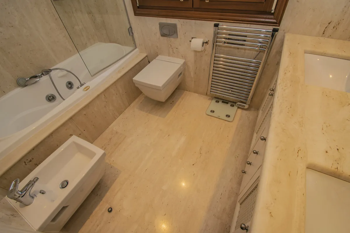 dbec642a-6740-436f-a127-4a6ea6805b9d